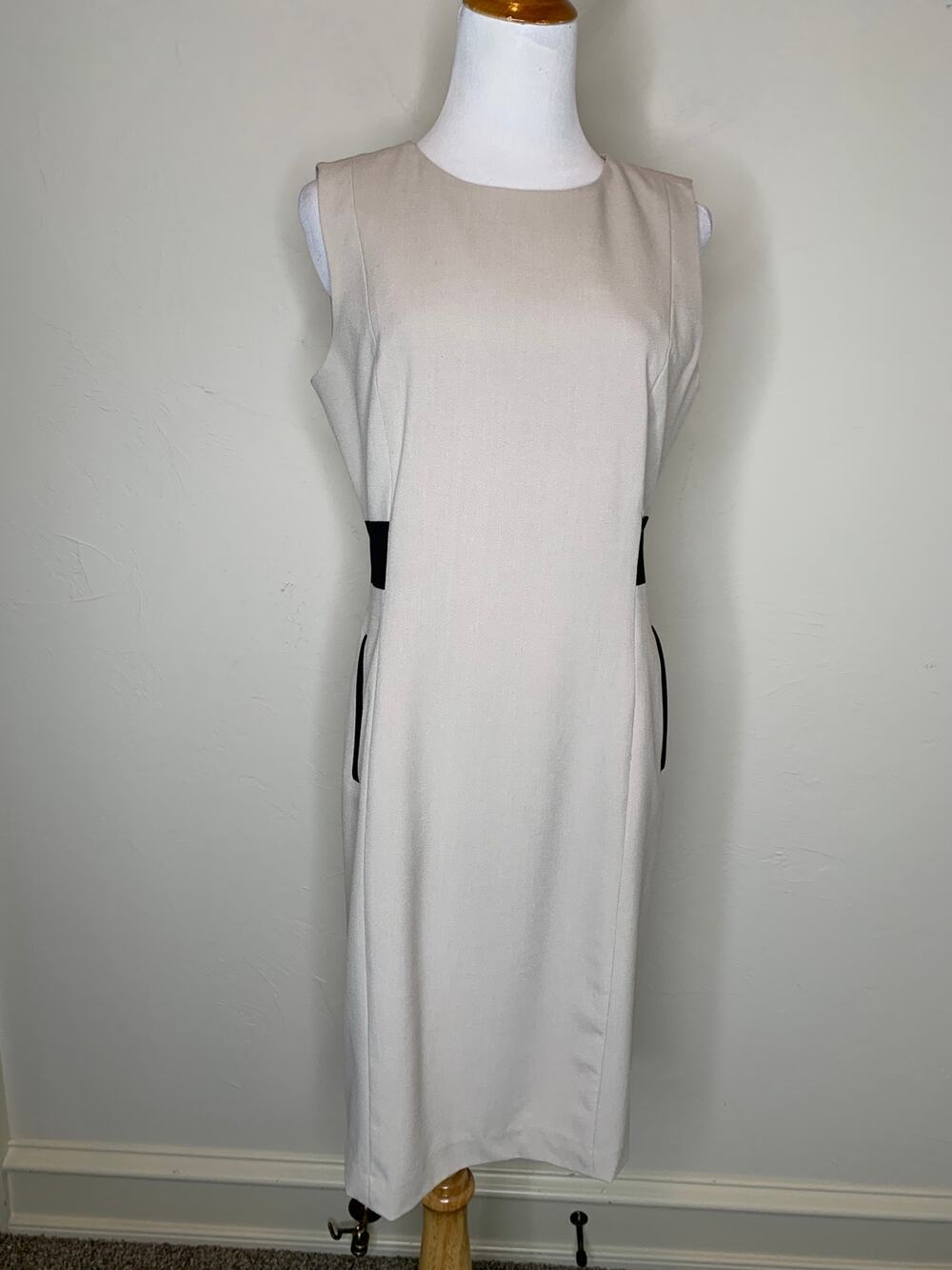 Calvin Klein Tan Black Career Sheath Dress Sz 8